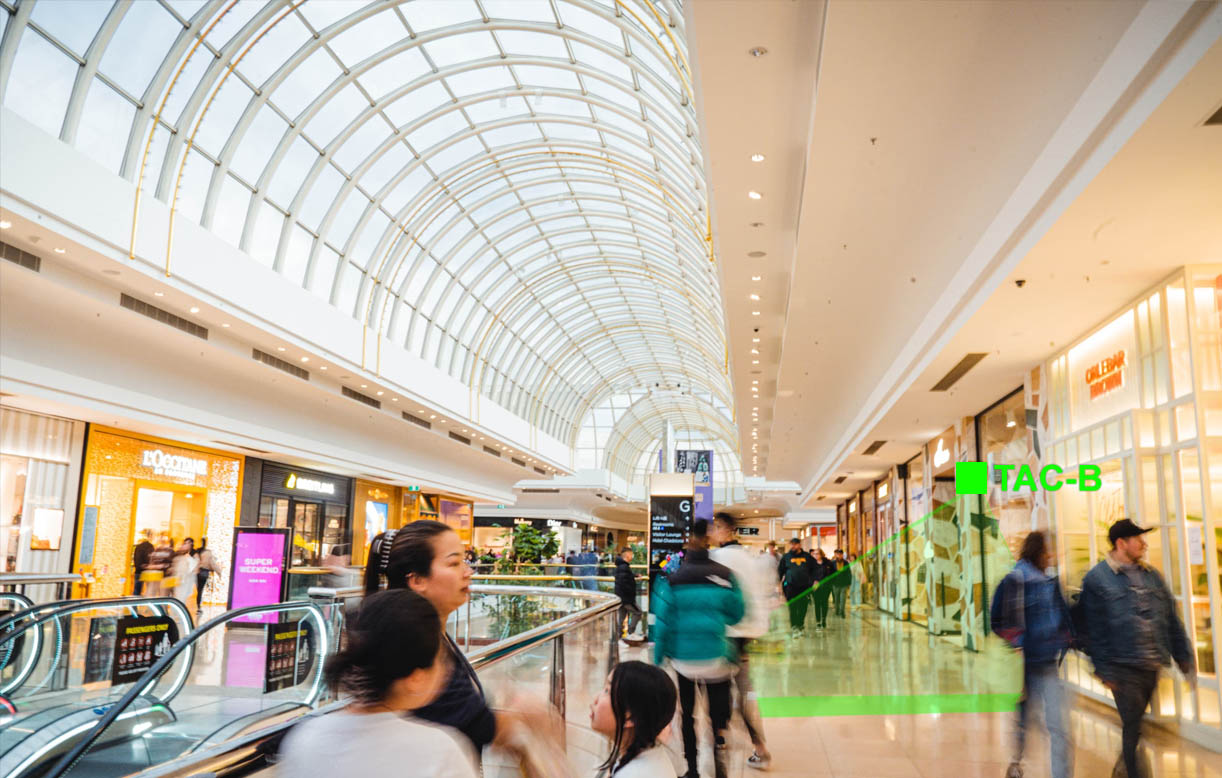 TAC-B radar-based sensor detecting passers-by in front of the retail entrance