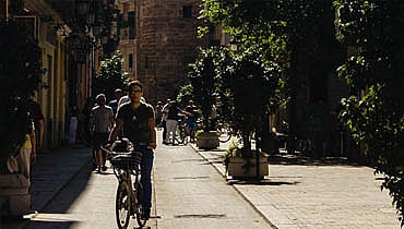 Street | Smart city footfall counting